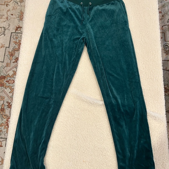 Women's Green Velour Track Suit - Picture 4 of 5